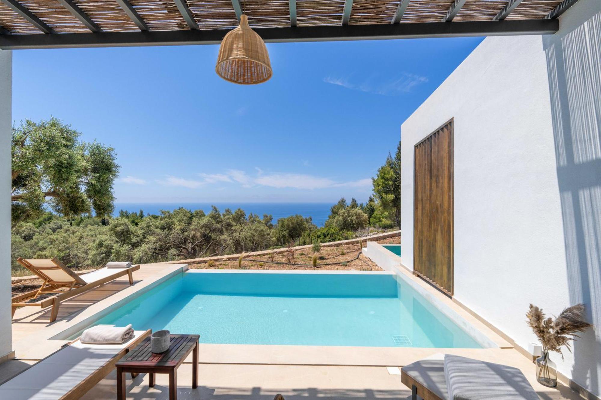 Mellamare Luxury Suites Athánion Екстериор снимка